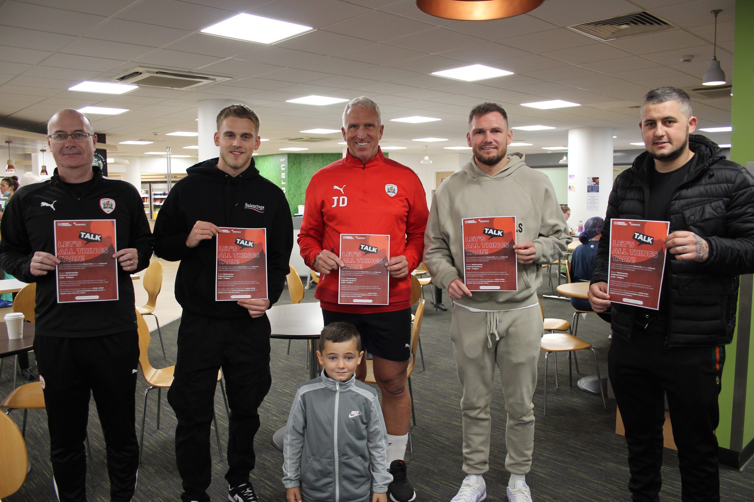 Barnsley FC players visit Barnsley Hospital to help promote RITC programmes!