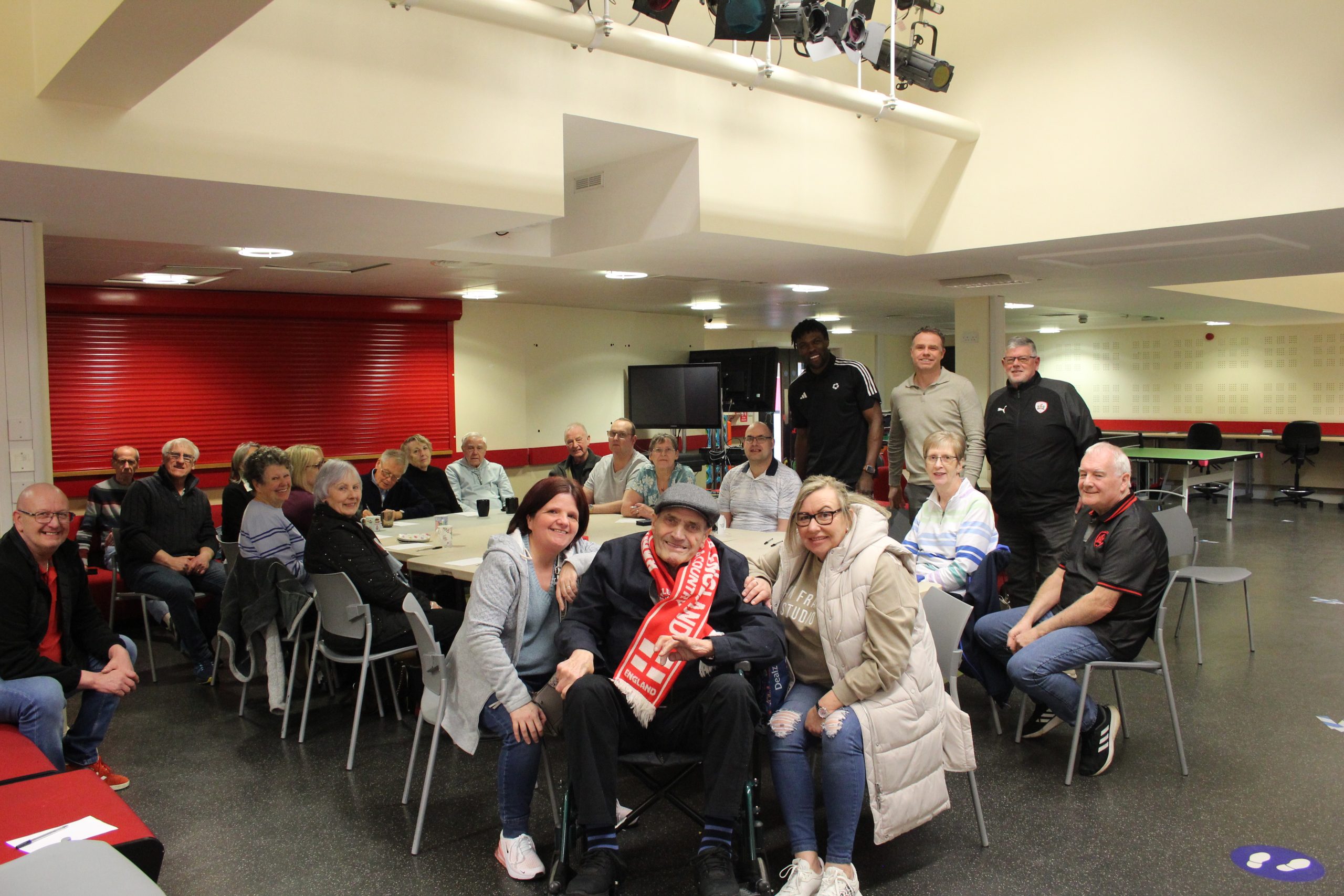 Barnsley FC Alumni players visit social isolation programme funded by Premier League Fans Fund 