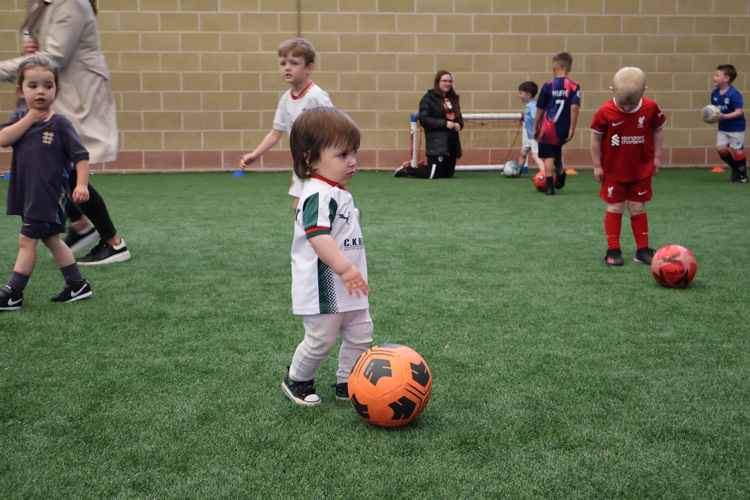 mini kickers coaching club